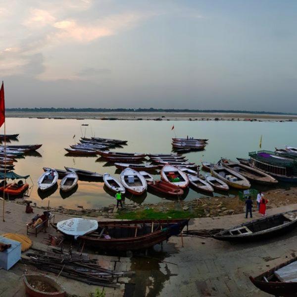 Varanasi Paradise Екстериор снимка